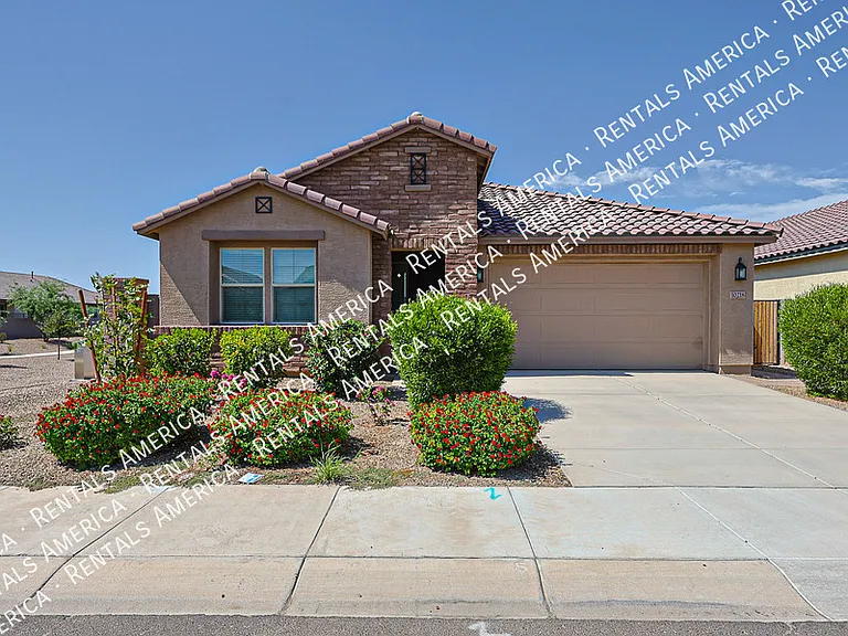10218 W Piccadilly Rd — Photo 2
