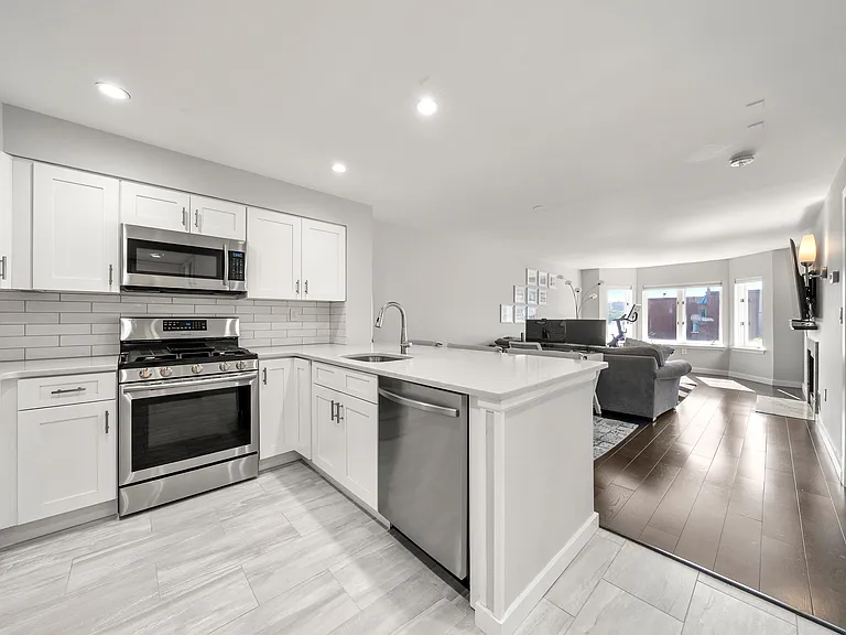 603 Nelson Ct #A — Photo 6