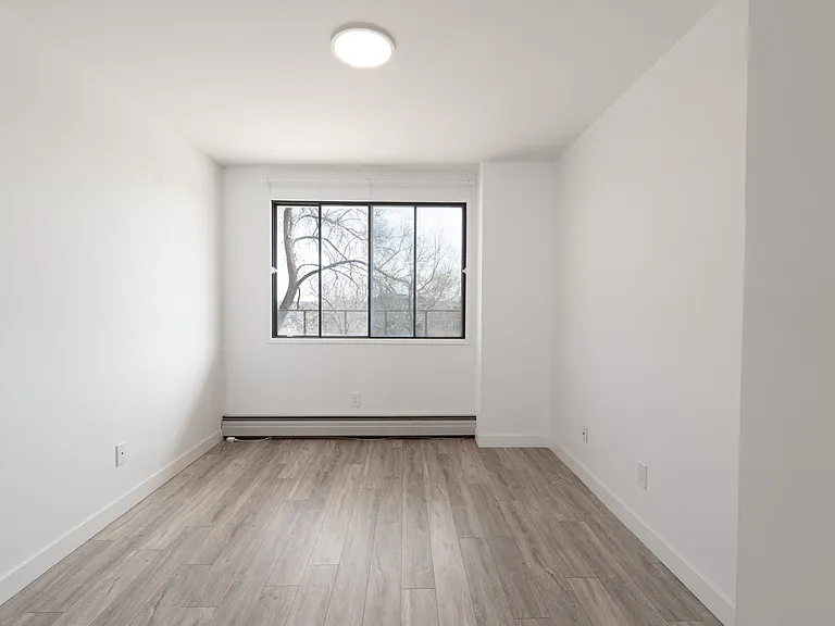 300 Meredith Rd NE #501 — Photo 9