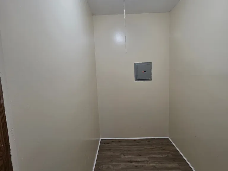 462 Maple Franklin St #3R — Photo 7