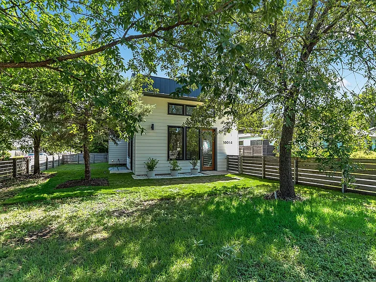 1801 Cullen Ave #A — Photo 2