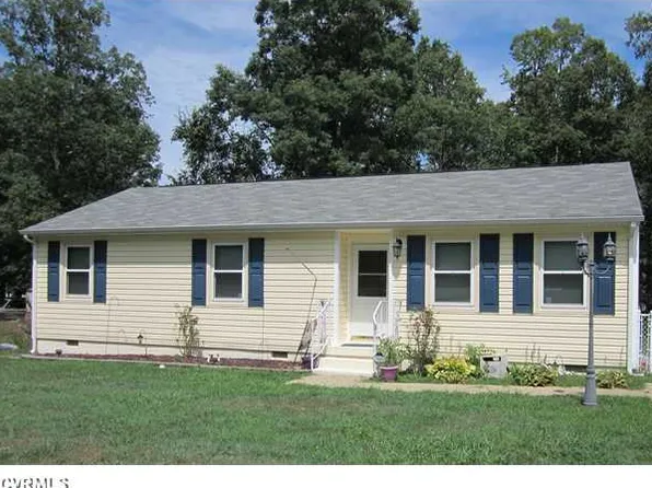 9301 Rainwood Rd, North Chesterfield, VA 23237