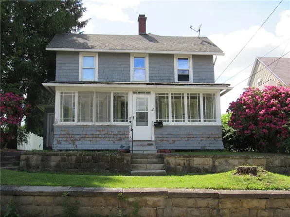 413 Chase St, Kane, PA 16735