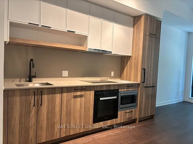 91 Montclair Ave #305 — Photo 16