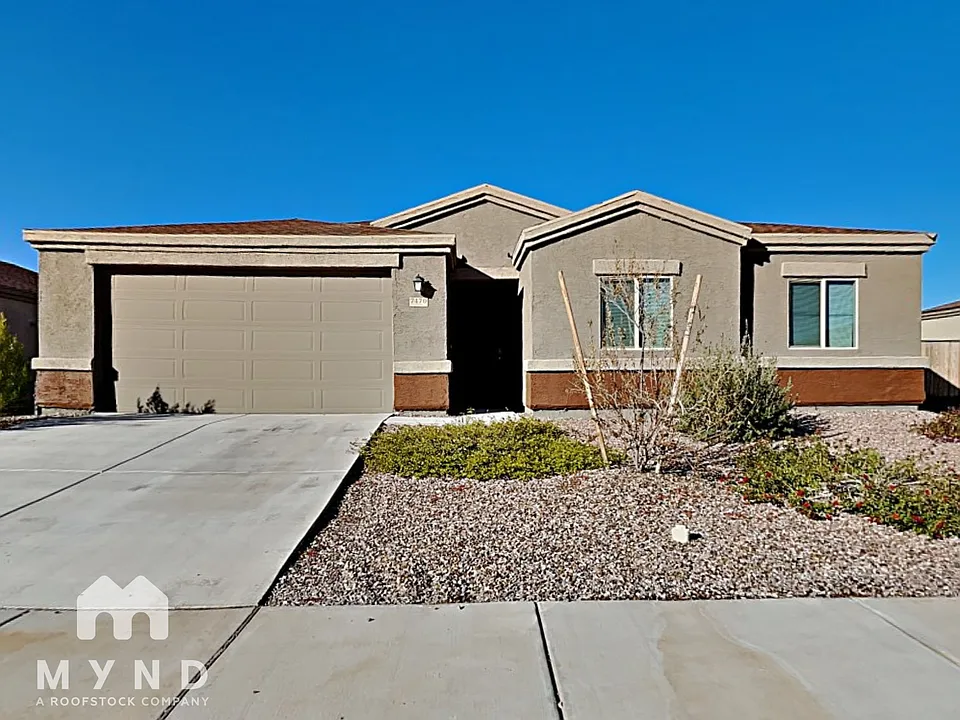 7470 W Corona Rd