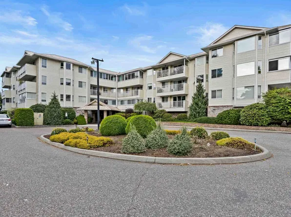 8725 Elm Dr #302, Chilliwack, BC V2P 4Y3