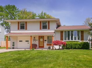 534 Hartford Dr, Elyria, OH 44035