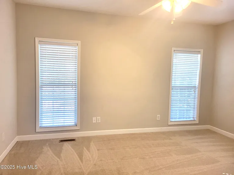 945 Diamondhead Dr S — Photo 25