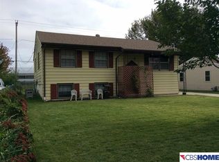 4025 Ramelle Dr, Council Bluffs, IA 51501