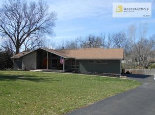 7300 Mackey St, Overland Park, KS 66204