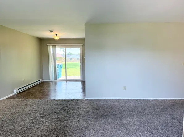 4371 Powell Rd, Huber Heights, OH 45424