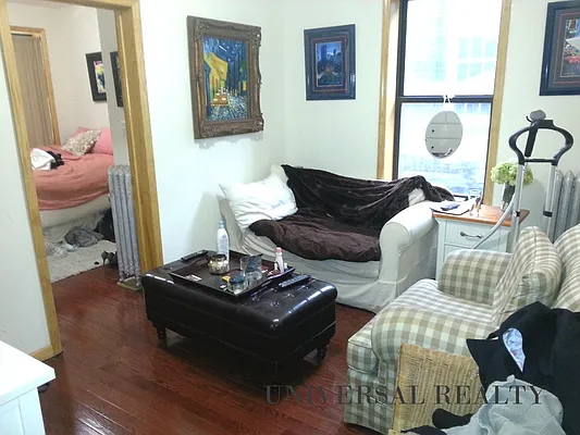 Rented by Universal Realty Group | media 26