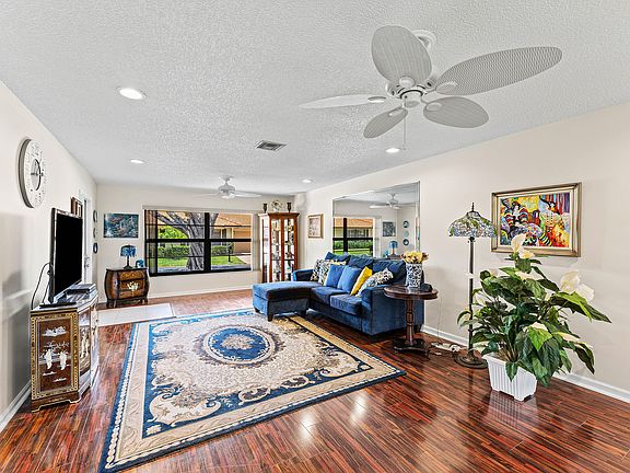 4th image of 4520 Ficus Tree Road