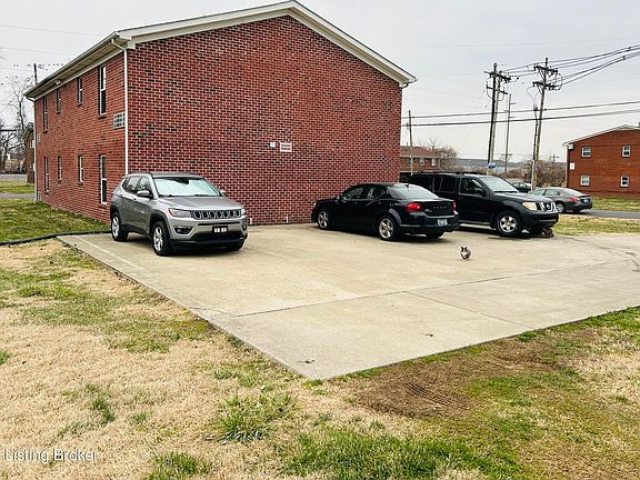 3rd image of 10300 Torrington Rd