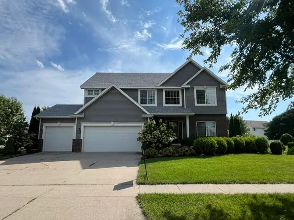 3908 Valley View Rd, Ames, IA 50010
