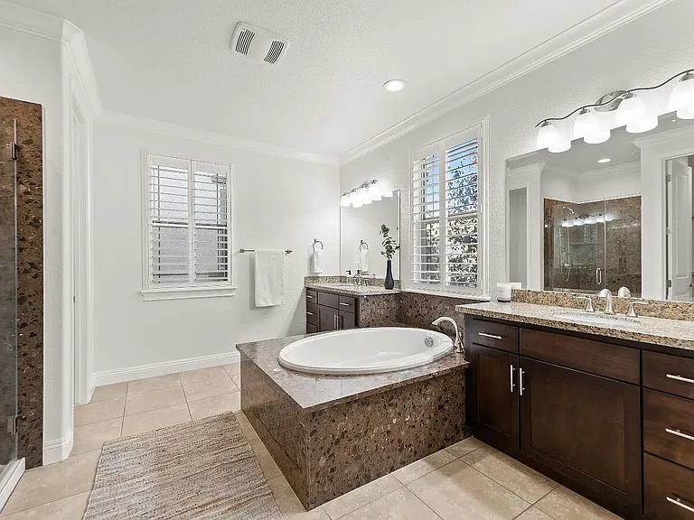 663 Addison Ln — Photo 49
