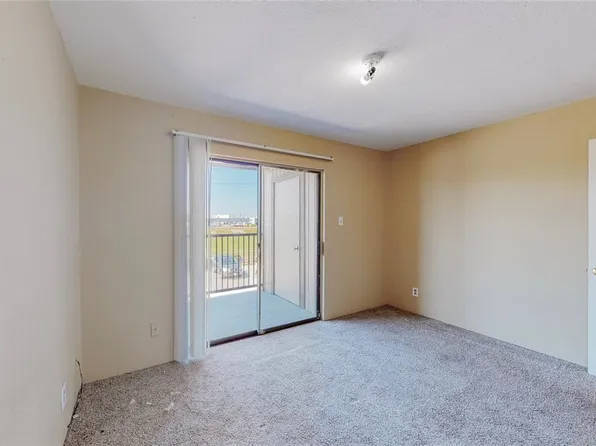 212 Plaza Verde Dr APT F22, Houston, TX 77038