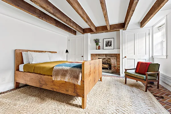 Sold by Compass | media 15