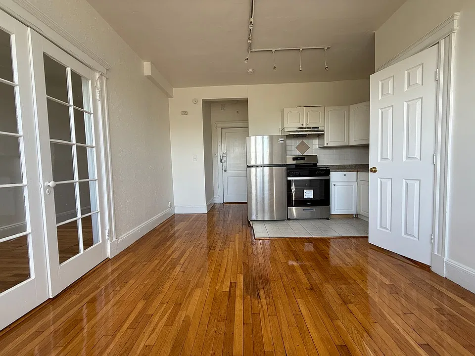 1625 Commonwealth Ave #41