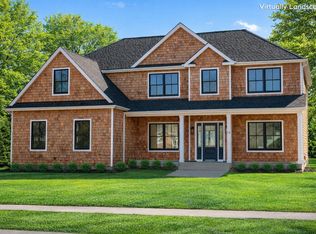 14 Bay Ave, East Quogue, NY