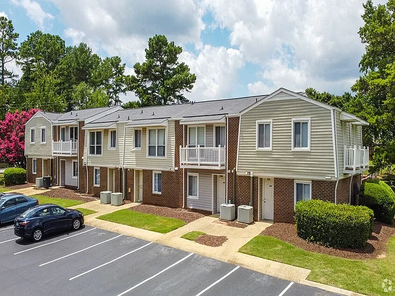Colony Townhomes — Photo 13
