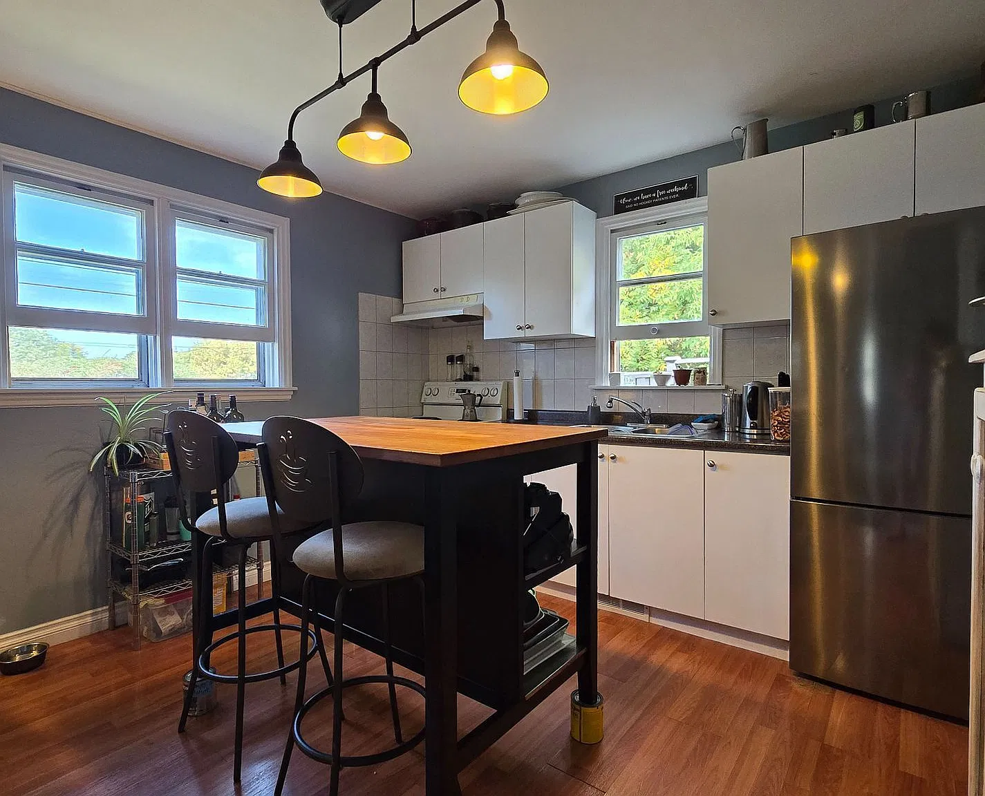 3 bed, $2,600 — Photo 3