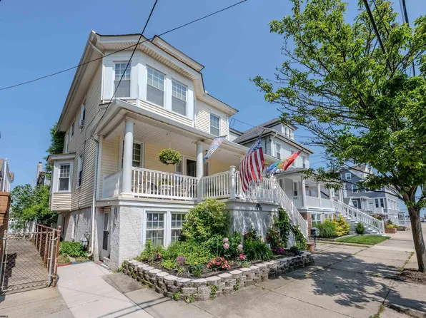 19 S Hillside Ave, Ventnor, NJ 08406