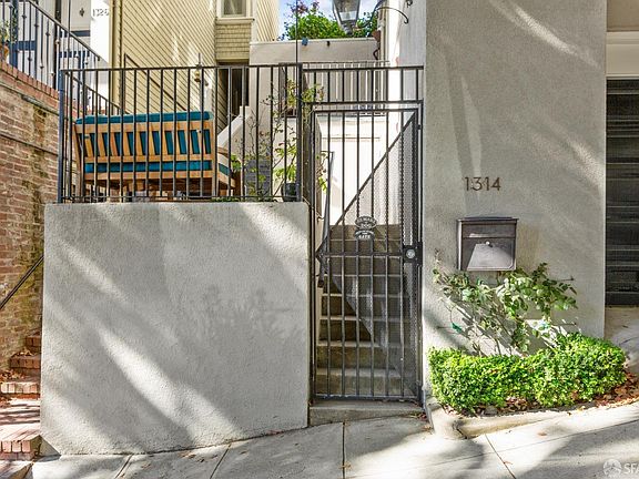 2nd image of 1310 Greenwich St #1314-unit 1314
