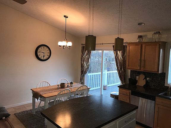 3rd image of 3119 Amon Ave NE