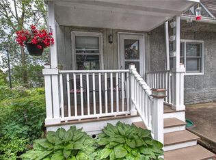 4 Pomander Walk, East Rochester, NY 14445