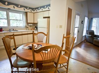 117 S Peak Dr, Carrboro, NC 27510