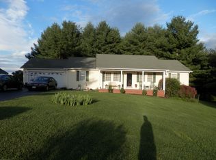 292 Pleasant Pine Dr, Max Meadows, VA 24360