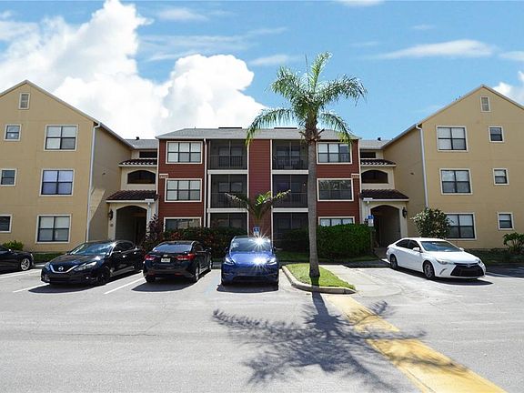 3rd image of 11901 4th St N APT 6106