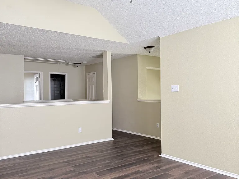 7172 Saint Augustine Dr — Photo 20