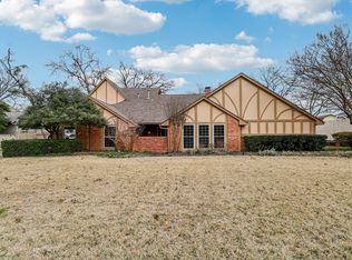 2212 Windsor Dr, Richardson, TX 75082