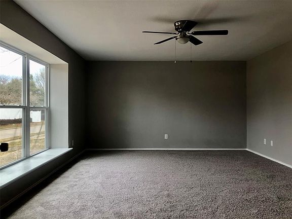 5th image of 1352 E Miller Dr