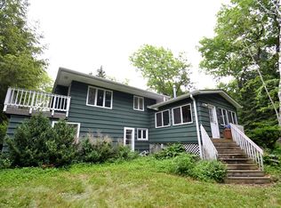 319 Caernarvon Rd, Wales, WI 53183