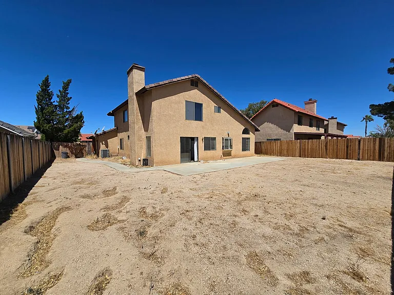 39354 Longhorn Ct — Photo 25