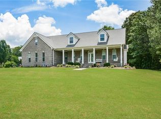 519 Mill Run Dr, Bremen, GA 30110