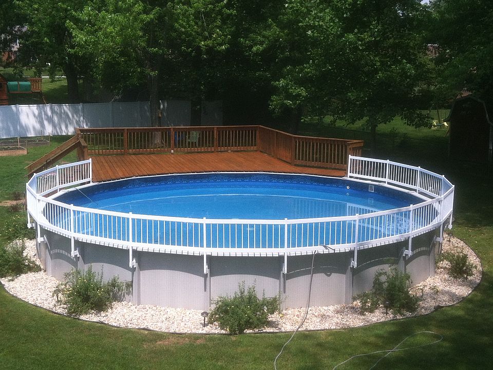 2nd image of 1212 Devon Ct