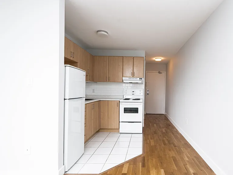 798 Richmond St W — Photo 82
