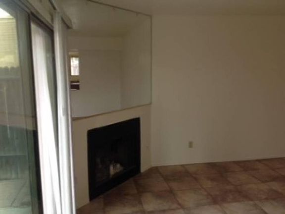 3rd image of 4965 N Plaza Amor