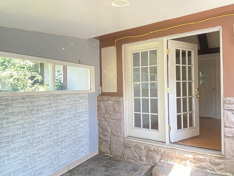 613 Rahkewood Dr — Photo 17