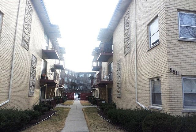 1st image of 5511 W Higgins Ave APT 2B