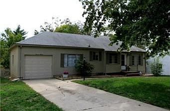 1st image of 1311 NE 50th St