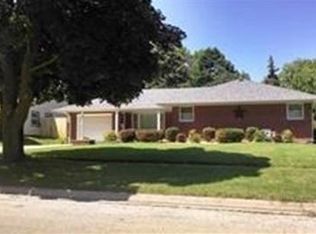 2359 Wisconsin Rd, Rockford, IL 61108