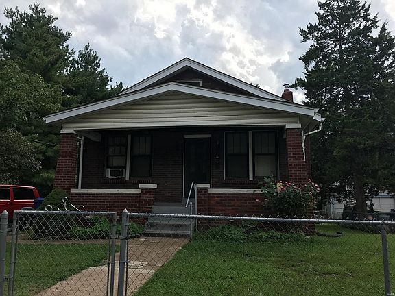 2nd image of 304 Fannie Ave