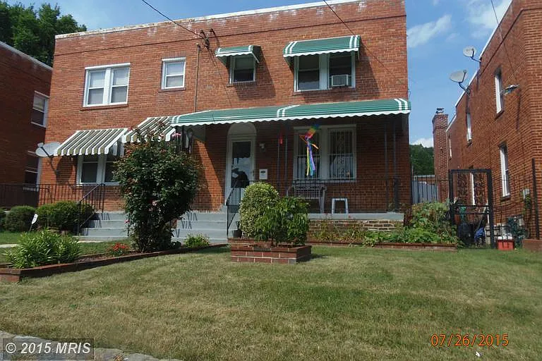410 Orange St SE photo 1