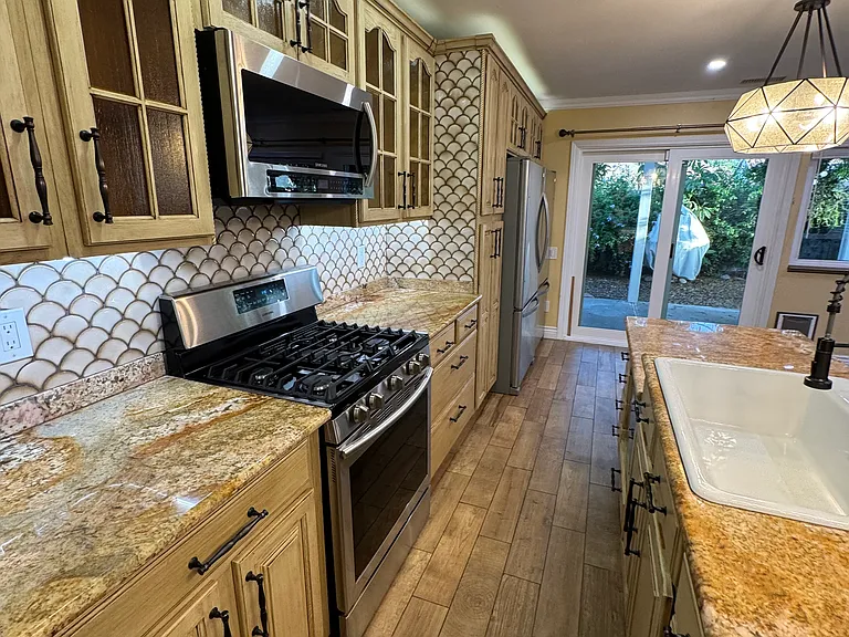 Latrobe Cir — Photo 11
