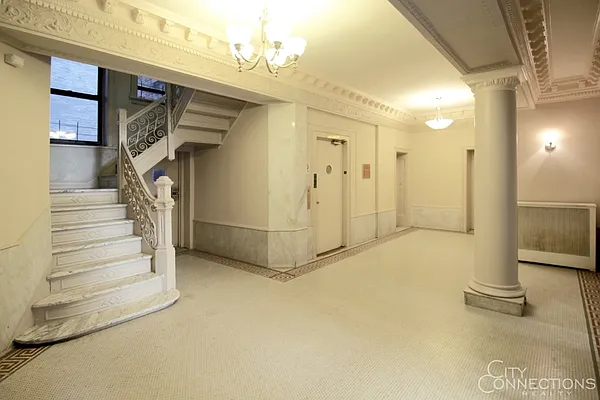 Rented by City Connections Realty | media 37